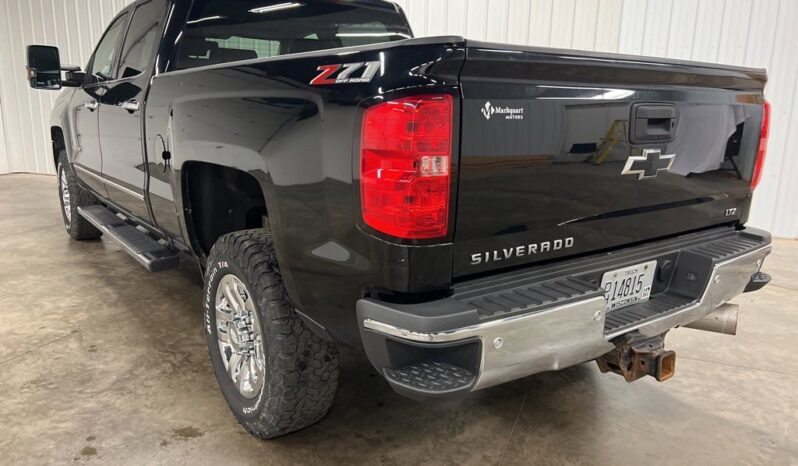 
 Chevrolet Silverado 3500 HD full									