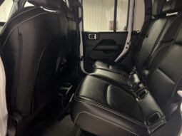 
 Jeep Gladiator full									