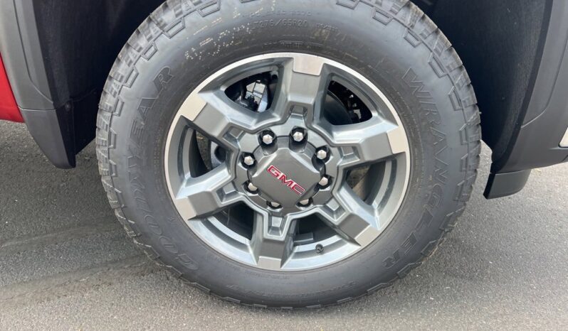 
 GMC Sierra 2500 HD full									