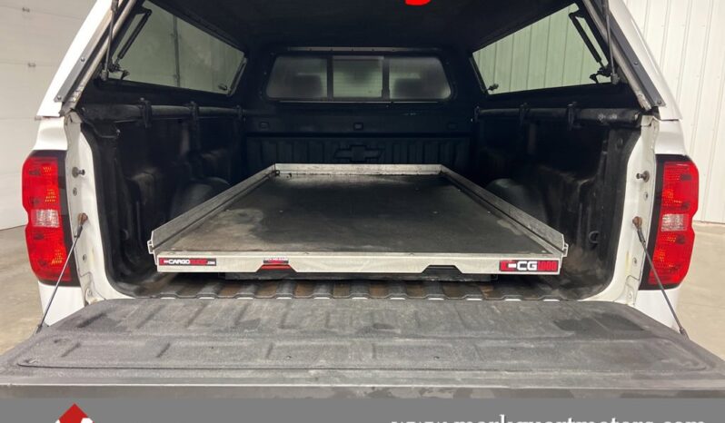 
 Chevrolet Silverado 3500 HD full									