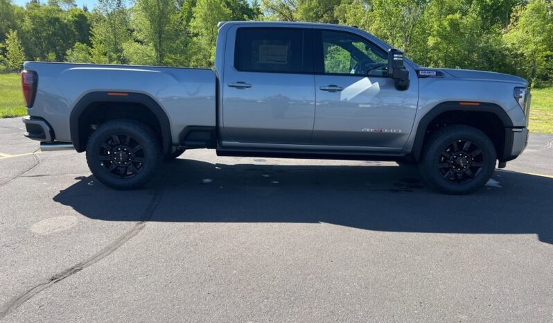 
 GMC Sierra 2500 HD full									