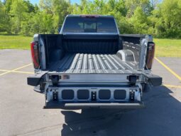 
 GMC Sierra 2500 HD full									
