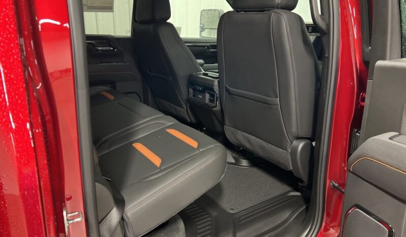 
 GMC Sierra 2500 HD full									