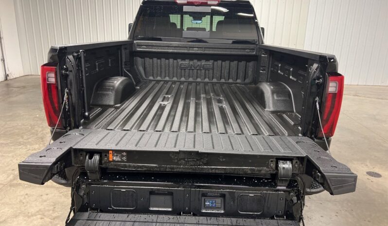 
 GMC Sierra 2500 HD full									