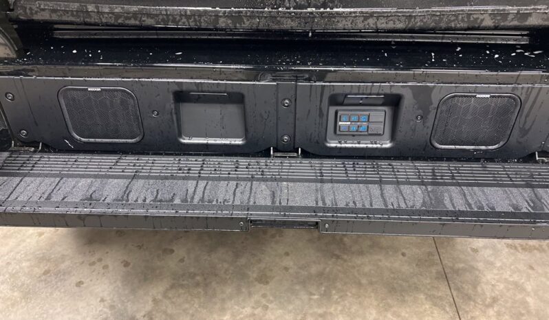 
 GMC Sierra 2500 HD full									