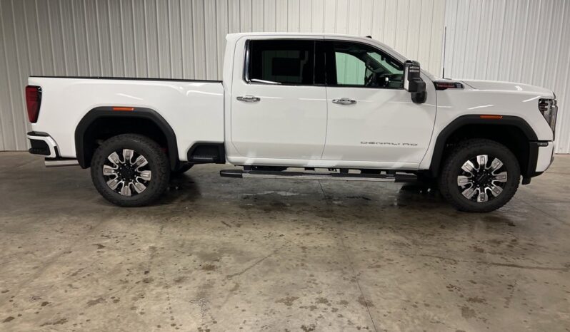 
 GMC Sierra 2500 HD full									