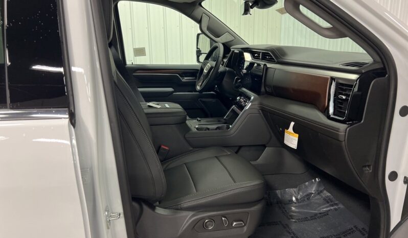 
 GMC Sierra 2500 HD full									