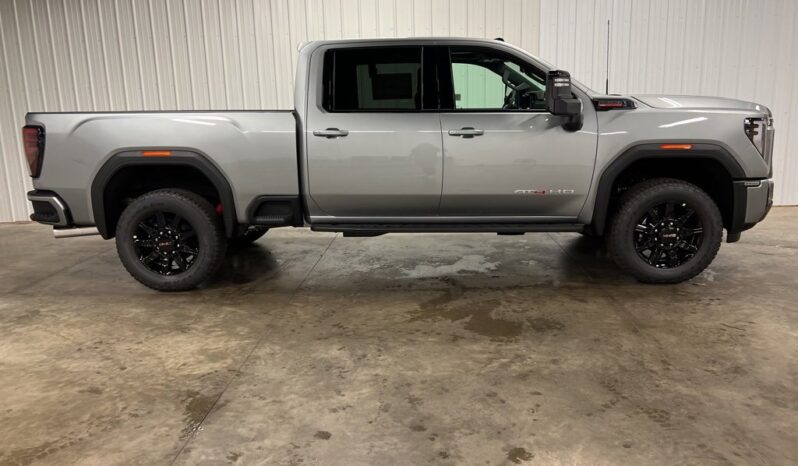 
 GMC Sierra 2500 HD full									