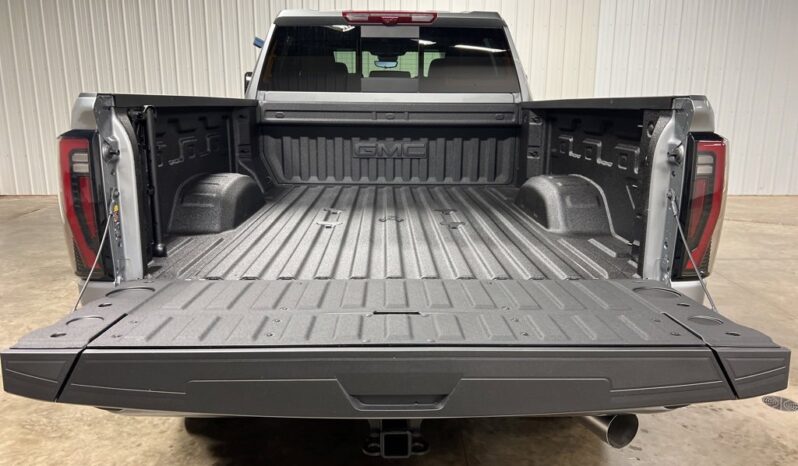 
 GMC Sierra 2500 HD full									