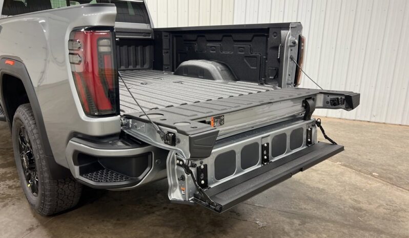 
 GMC Sierra 2500 HD full									