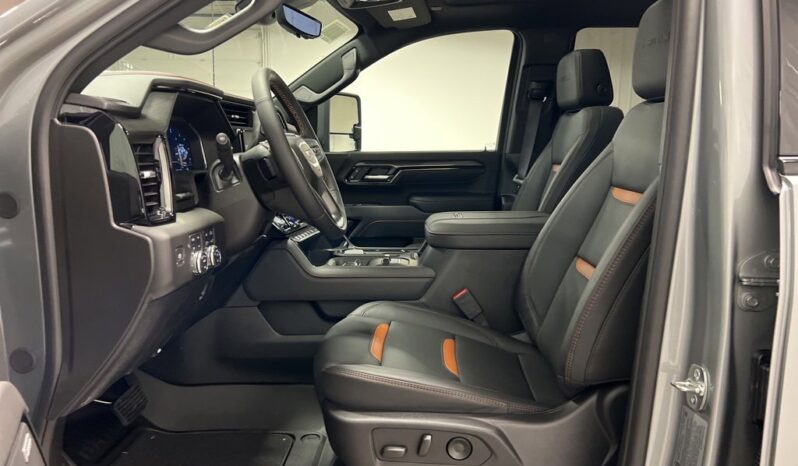 
 GMC Sierra 2500 HD full									