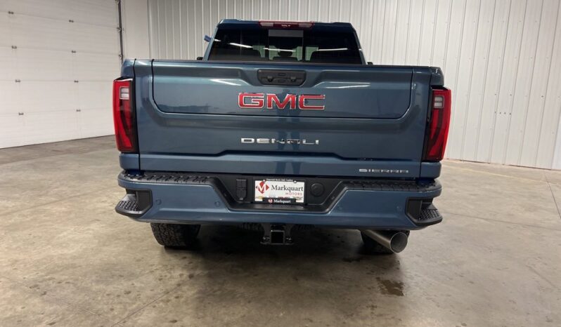 
 GMC Sierra 2500 HD full									