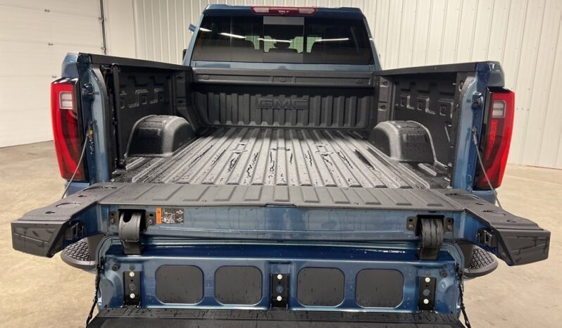 
 GMC Sierra 2500 HD full									
