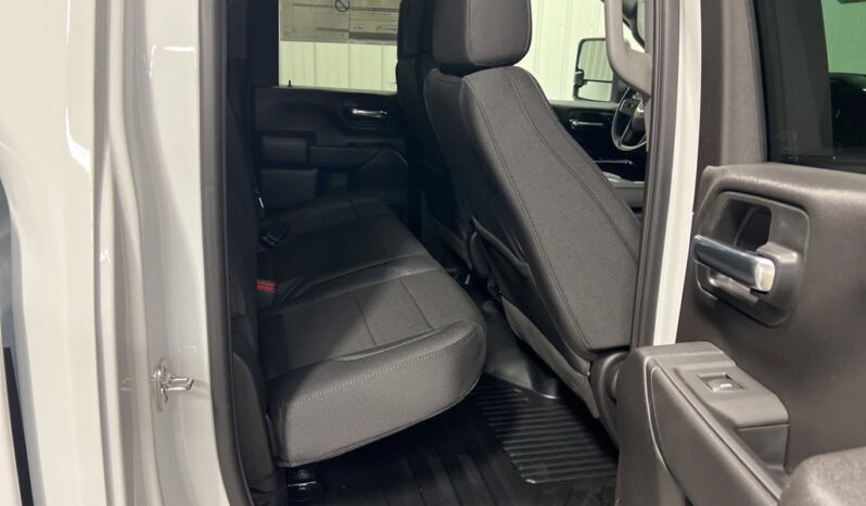 
 GMC Sierra 2500 HD full									
