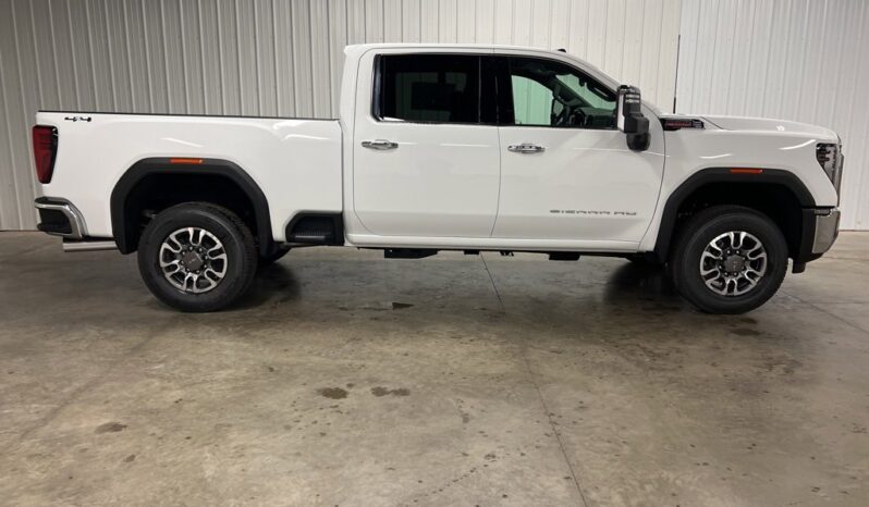
 GMC Sierra 2500 HD full									
