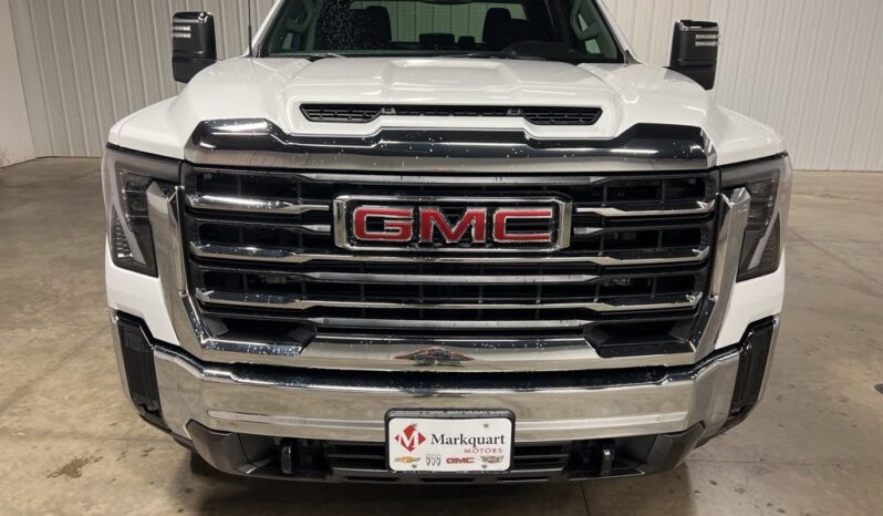
 GMC Sierra 2500 HD full									