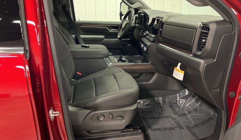 
 GMC Sierra 2500 HD full									