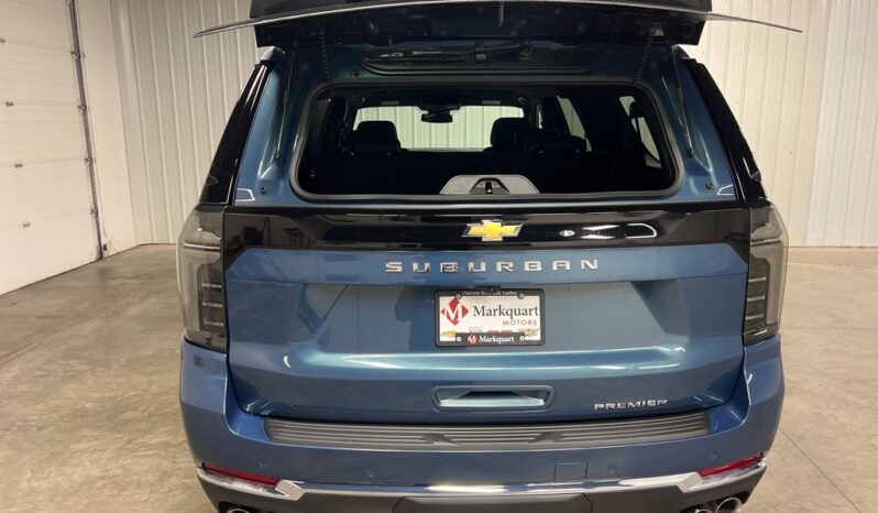 
 Chevrolet Suburban full									