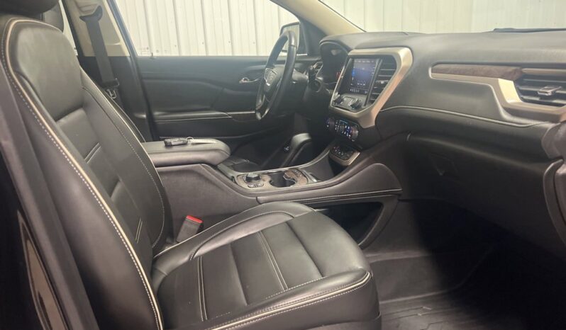 
 GMC Acadia full									