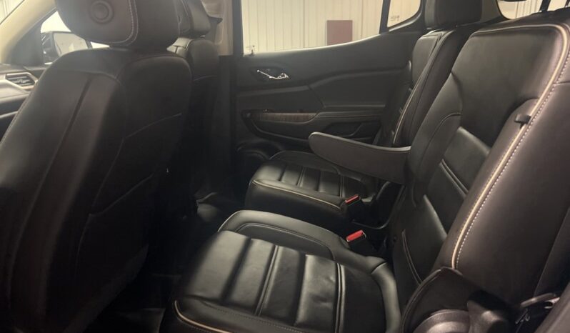 
 GMC Acadia full									