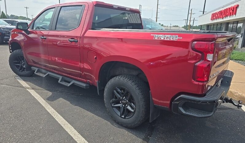 
 Chevrolet Silverado 1500 LTD full									