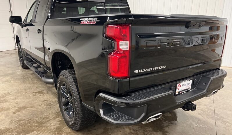 
 Chevrolet Silverado 1500 full									