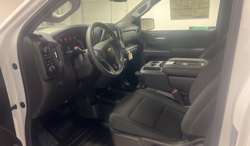 
 Chevrolet Silverado 1500 full									
