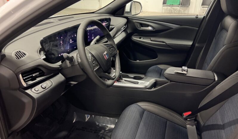 
 Buick Envista full									