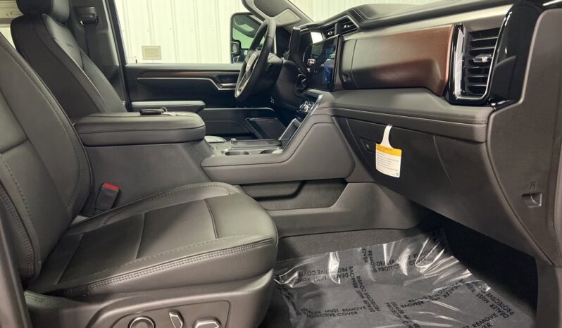 
 GMC Sierra 2500 HD full									
