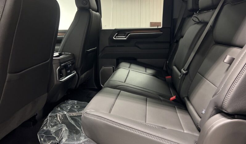 
 GMC Sierra 2500 HD full									