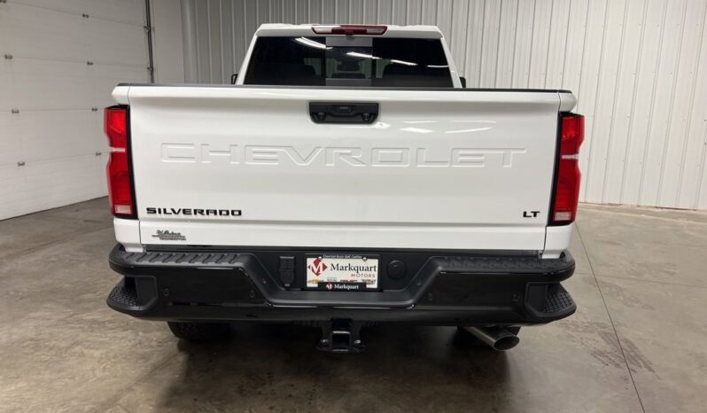 
 Chevrolet Silverado 2500 HD full									