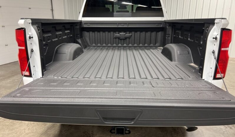 
 Chevrolet Silverado 2500 HD full									