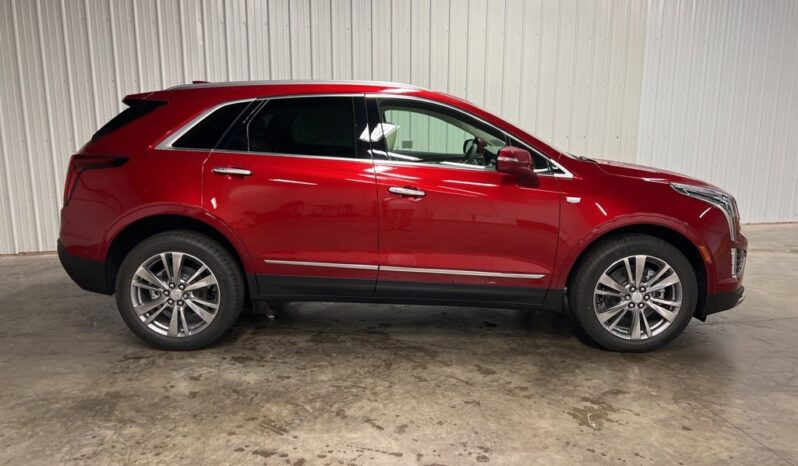 
 Cadillac XT5 full									