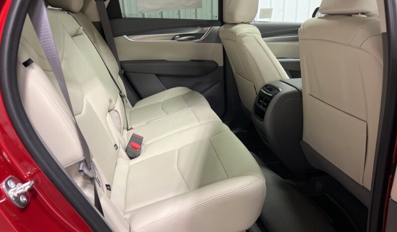 
 Cadillac XT5 full									