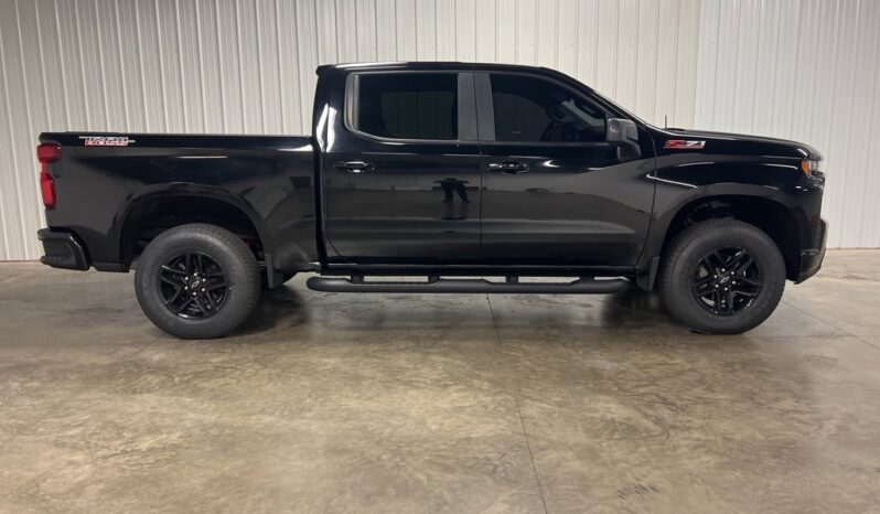 
 Chevrolet Silverado 1500 full									