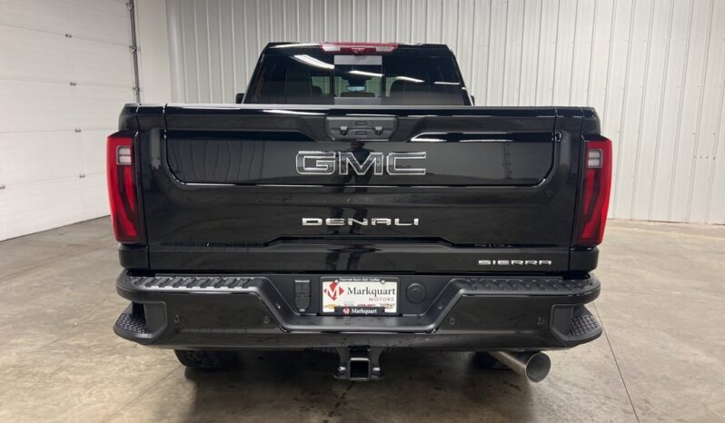 
 GMC Sierra 2500 HD full									