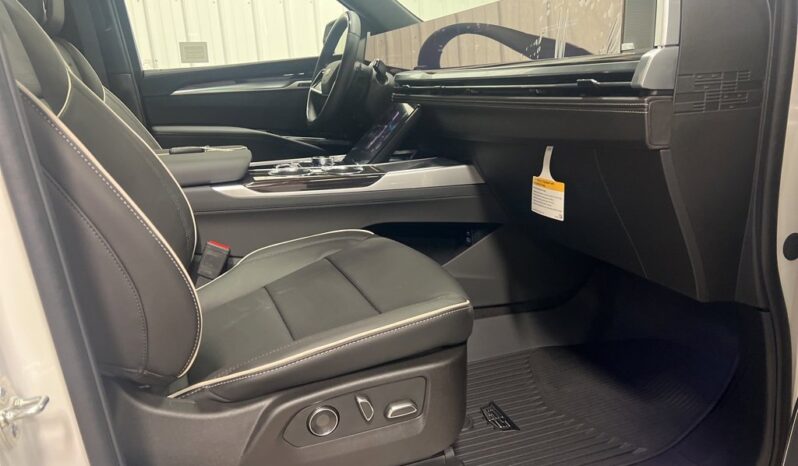 
 Cadillac Escalade full									