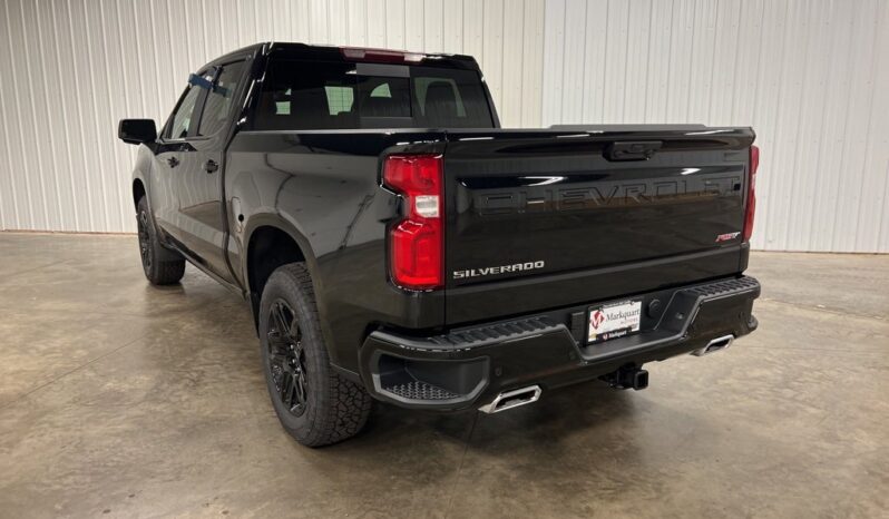 
 Chevrolet Silverado 1500 full									