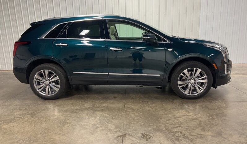 
 Cadillac XT5 full									