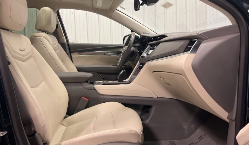 
 Cadillac XT5 full									