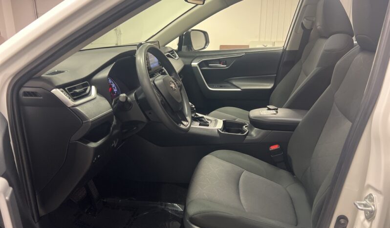 
 Toyota RAV4 full									