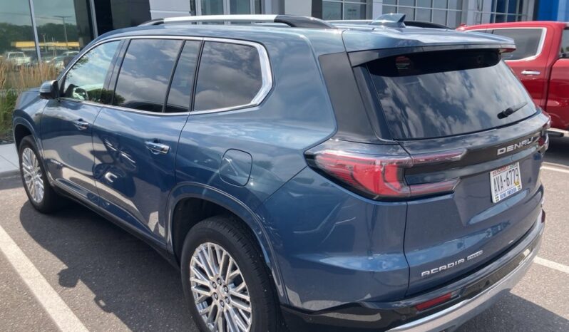
 GMC Acadia full									