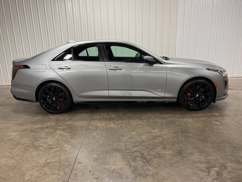 Cadillac CT4-V