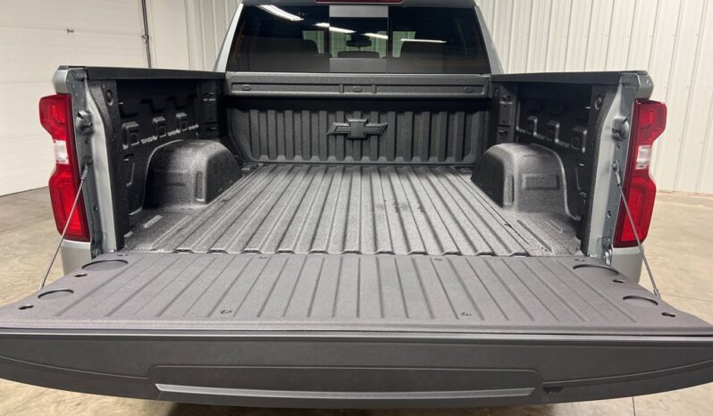 
 Chevrolet Silverado 1500 full									