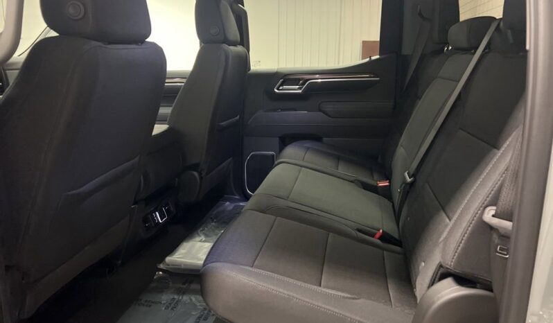 
 Chevrolet Silverado 1500 full									
