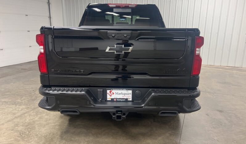 
 Chevrolet Silverado 1500 full									