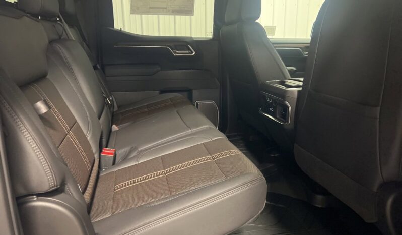 
 Chevrolet Silverado 1500 full									