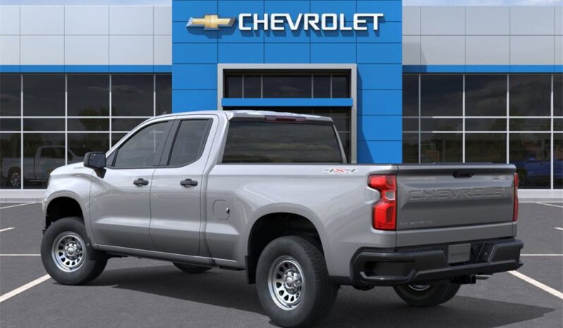 
 Chevrolet Silverado 1500 full									