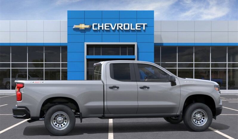 
 Chevrolet Silverado 1500 full									