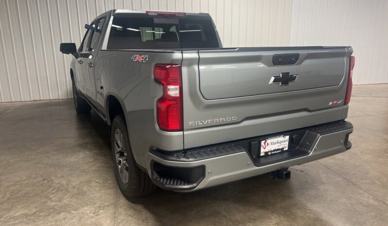 
 Chevrolet Silverado 1500 full									